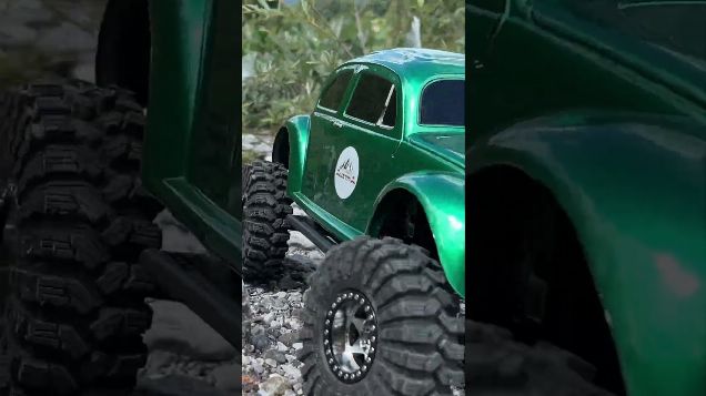 a bug in search of adventure03 - Axial SCX10 #axialscx10 #bajabug #crawler